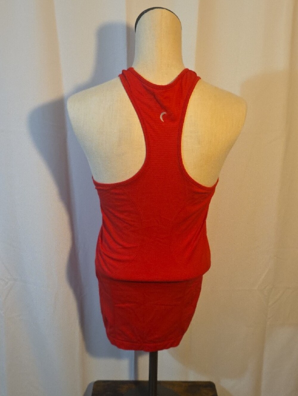 ZYIA Red Racerback Tank Top - Picture 3 of 3